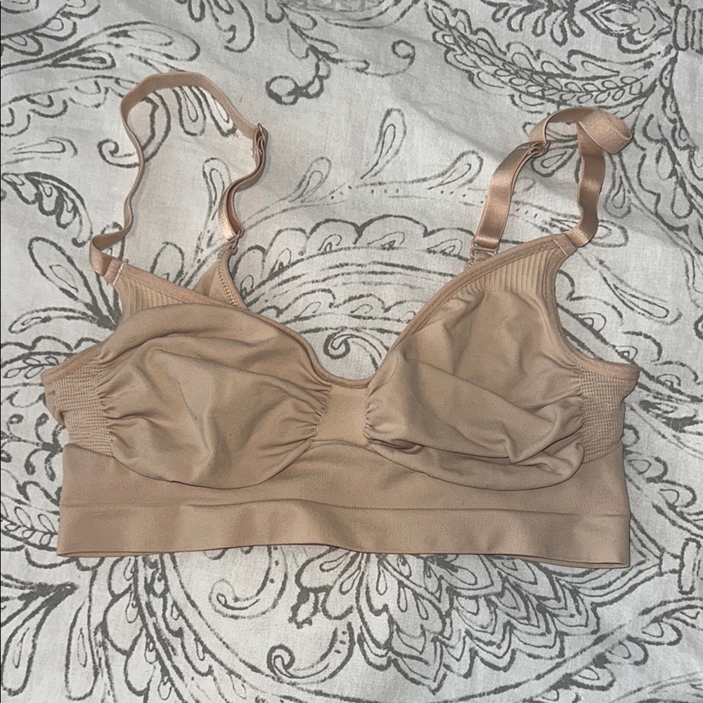 SKIMS Tan Seamless Wireless Bra